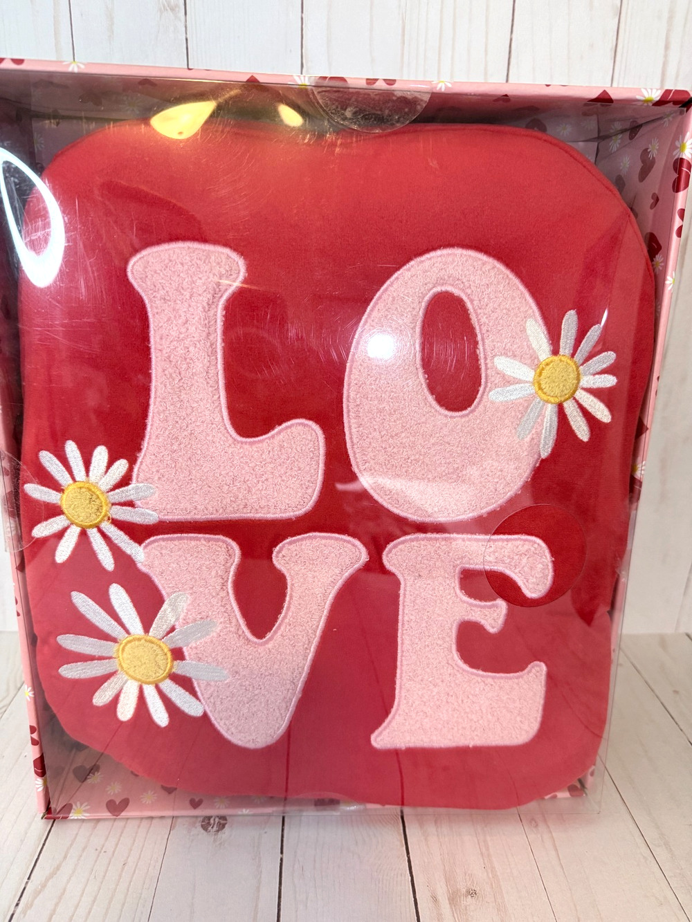 Love & Daisy Plush Cushion with a Removable Heat Pack 11x14x3